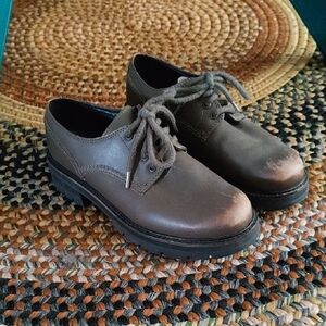 Clarks Olive Brown Leather Oxfords